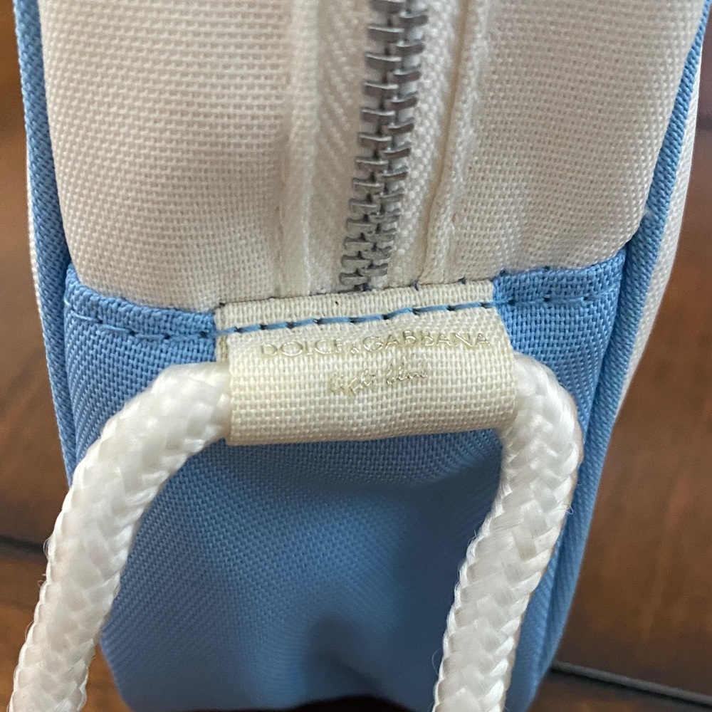 Dolce & Gabbana White and Blue Perfume Travel Pouch - Picture 7 of 10